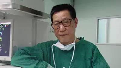 中國大陸首例活體肝移植手術(shù)